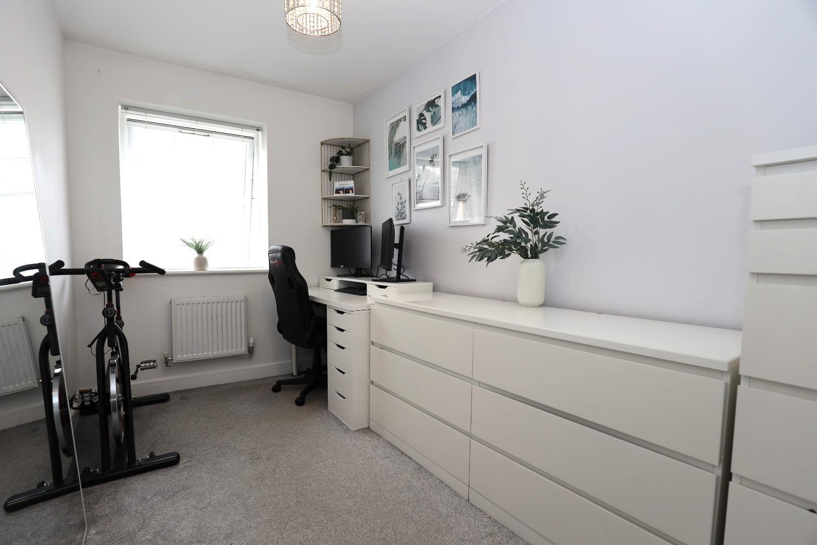 18 Cae Ffynnon, Cowbridge, Vale of Glamorgan, CF71 7FJ